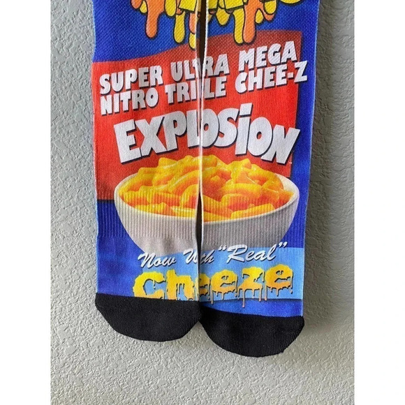 New Odd Sox Chee-Z-Mac Soft Cozy Fall Socks One Pair Fall/Winter Ready - Picture 3 of 4